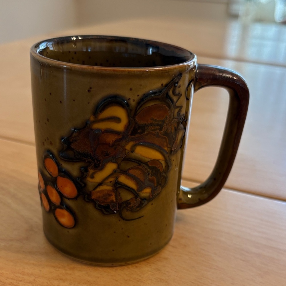 Vintage 1970s Otagiri Stoneware Grapes Coffee/Tea Mug